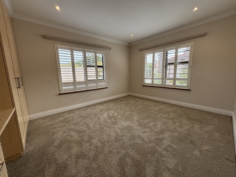 To Let 3 Bedroom Property for Rent in Summerstrand Eastern Cape